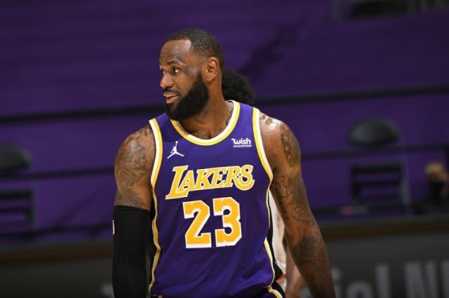 28圈官方网站-皇帝归来状态中规中矩 守住第五已成湖人最大任务